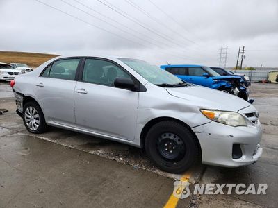 Czwarte zdjęcie samochodu z boku: 2012 TOYOTA COROLLA LE VIN:2T1BU4EE7CC803567 - miniatura