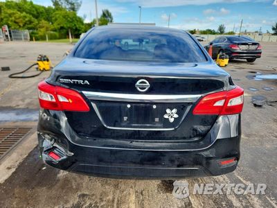 Zdjęcie 6 z 12 samochodu: 2019 NISSAN SENTRA S VIN:3N1AB7AP6KY312869 - miniatura