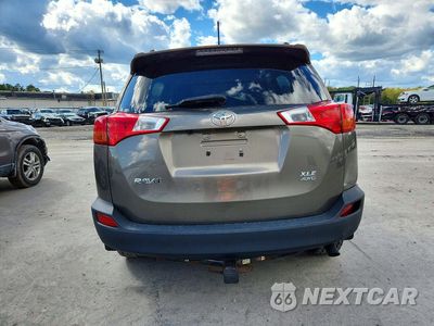 Zdjęcie 6 z 13 samochodu: 2015 TOYOTA RAV4 XLE VIN:JTMRFREV0FD157527 - miniatura