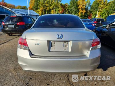 Zdjęcie 6 z 12 samochodu: 2008 HONDA ACCORD EXL VIN:1HGCP26868A073818 - miniatura