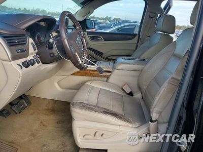 Zdjęcie 7 z 14 samochodu: 2017 GMC YUKON DENALI VIN:1GKS2CKJ6HR191588 - miniatura