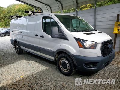 Czwarte zdjęcie samochodu z boku: 2023 FORD TRANSIT T-250 VIN:1FTBR1Y8XPKA77360 - miniatura