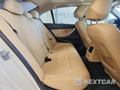 Zdjęcie 10 z 13 samochodu: 2018 BMW 320 I VIN:WBA8A9C52JAH13263 - miniatura