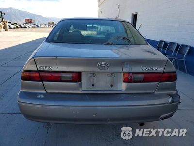 Zdjęcie 6 z 12 samochodu: 1998 TOYOTA CAMRY LE VIN:4T1BG28K1WU206740 - miniatura