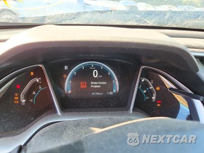 Zdjęcie 9 z 12 samochodu: 2018 HONDA CIVIC EX VIN:2HGFC2F75JH560886 - miniatura