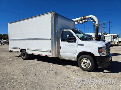 Czwarte zdjęcie samochodu z boku: 2023 FORD E350 BOX TRUCK VIN:1FDWE3FN6PDD11124 - miniatura