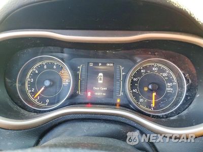 Zdjęcie 9 z 13 samochodu: 2017 JEEP CHEROKEE LATITUDE VIN:1C4PJLCS2HD221484 - miniatura