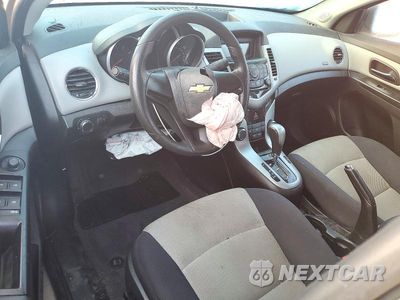 Zdjęcie 8 z 13 samochodu: 2012 CHEVROLET CRUZE LS VIN:1G1PC5SH3C7280121 - miniatura