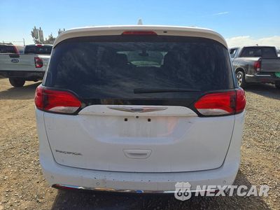 Zdjęcie 6 z 13 samochodu: 2019 CHRYSLER PACIFICA TOURING L VIN:2C4RC1BG9KR548263 - miniatura