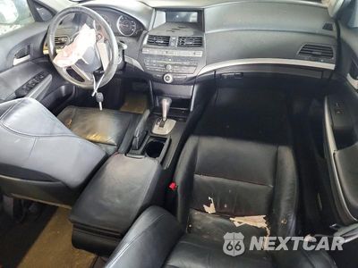Zdjęcie 8 z 12 samochodu: 2010 HONDA ACCORD EXL VIN:1HGCP3F83AA031070 - miniatura