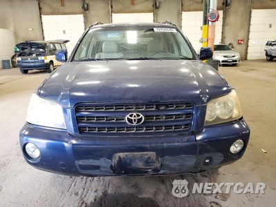 Piąte zdjęcie samochodu w środku: 2002 TOYOTA HIGHLANDER LIMITED VIN:JTEHF21A520071732 - miniatura