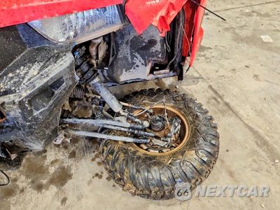 Zdjęcie 9 z 10 samochodu: 2016 POLARIS GENERAL 1000 UTILITY VEHICLE VIN:3NSRGE990GH862358 - miniatura