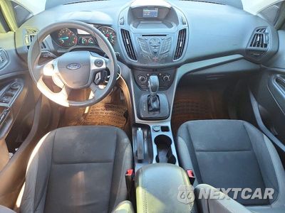 Zdjęcie 8 z 12 samochodu: 2014 FORD ESCAPE S VIN:1FMCU0F77EUC89752 - miniatura
