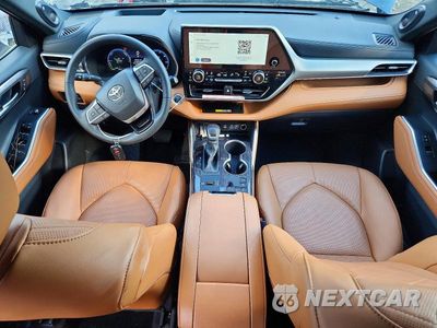 Zdjęcie 8 z 13 samochodu: 2026 TOYOTA HIGHLANDER HYBRID PLATINUM VIN:5TDEBRCH0TS702911 - miniatura