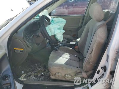 Zdjęcie 7 z 12 samochodu: 2005 HYUNDAI ELANTRA GLS VIN:KMHDN46D45U027105 - miniatura