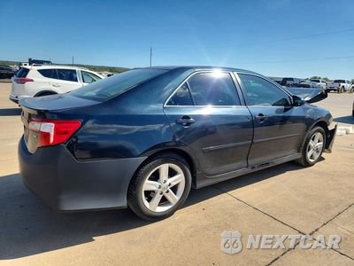 Trzecie zdjęcie samochodu z tyłu: 2014 TOYOTA CAMRY SE VIN:4T1BF1FK0EU861678 - miniatura