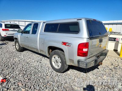 Drugie zdjęcie samochodu z przodu: 2011 CHEVROLET SILVERADO K1500 LT VIN:1GCRKSE39BZ260752 - miniatura