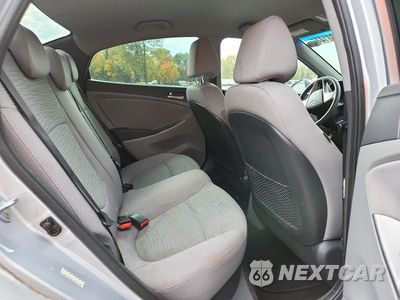 Zdjęcie 10 z 12 samochodu: 2017 HYUNDAI ACCENT SE VIN:KMHCT4AE7HU209841 - miniatura