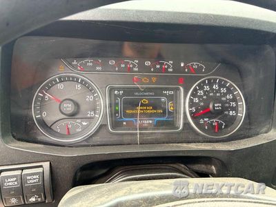 Zdjęcie 8 z 10 samochodu: 2018 INTERNATIONAL LT625 VIN:3HSDZAPR9JN566515 - miniatura