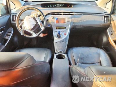 Zdjęcie 8 z 12 samochodu: 2013 TOYOTA PRIUS PERSONA SERIES SE VIN:JTDKN3DU5D1671799 - miniatura