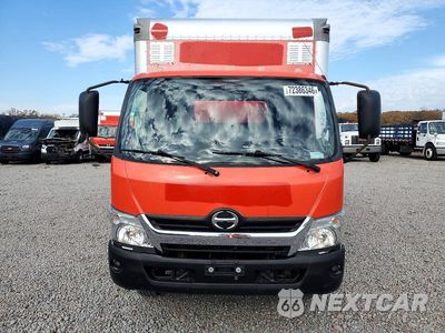 Piąte zdjęcie samochodu w środku: 2017 HINO 195 BOX TRUCK VIN:JHHSDM2H8HK005726 - miniatura