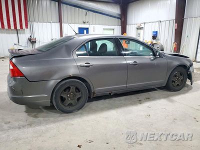 Trzecie zdjęcie samochodu z tyłu: 2010 FORD FUSION SE VIN:3FAHP0HA6AR223596 - miniatura