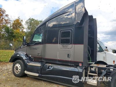 Zdjęcie 14 z 14 samochodu: 2016 KENWORTH T680 SEMI TRUCK VIN:1XKYD49X5GJ463937 - miniatura