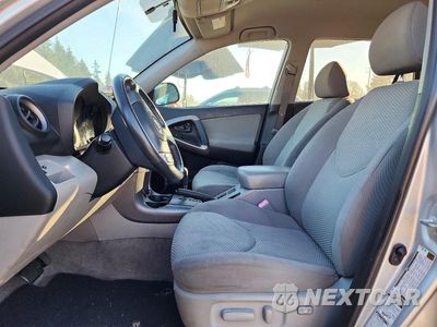 Zdjęcie 7 z 13 samochodu: 2007 TOYOTA RAV4 LIMITED VIN:JTMBD31V376048656 - miniatura