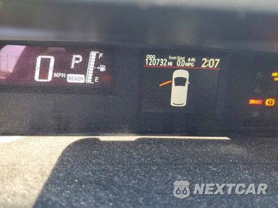 Zdjęcie 9 z 13 samochodu: 2015 TOYOTA PRIUS C THREE VIN:JTDKDTB32F1580330 - miniatura