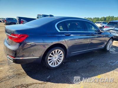 Trzecie zdjęcie samochodu z tyłu: 2016 BMW 740 I VIN:WBA7E2C52GG546638 - miniatura