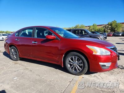 Czwarte zdjęcie samochodu z boku: 2015 NISSAN ALTIMA 2.5 S VIN:1N4AL3AP2FN921579 - miniatura