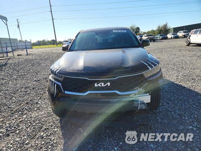 Piąte zdjęcie samochodu w środku: 2023 KIA SORENTO LX VIN:5XYRG4LC4PG227437 - miniatura