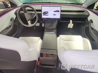 Zdjęcie 8 z 12 samochodu: 2026 TESLA MODEL 3 VIN:5YJ3E1ET4TF225017 - miniatura