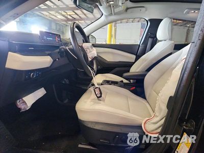 Zdjęcie 7 z 13 samochodu: 2025 FORD MUSTANG MACH-E PREMIUM VIN:3FMTK3SU4SMA12687 - miniatura
