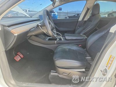 Zdjęcie 7 z 12 samochodu: 2022 TESLA MODEL Y VIN:7SAYGDEE7NF481516 - miniatura
