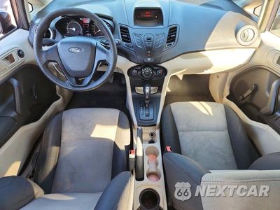 Zdjęcie 8 z 12 samochodu: 2013 FORD FIESTA S VIN:3FADP4AJXDM214465 - miniatura