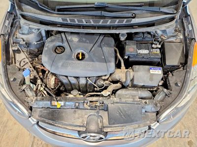 Zdjęcie 11 z 13 samochodu: 2013 HYUNDAI ELANTRA GLS VIN:KMHDH4AE4DU632988 - miniatura