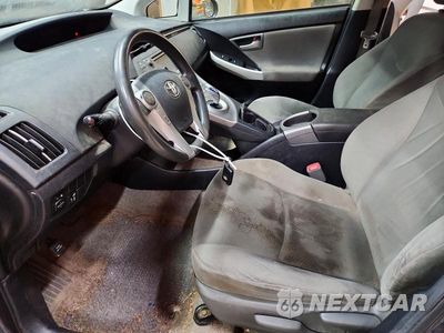 Zdjęcie 7 z 12 samochodu: 2012 TOYOTA PRIUS TWO VIN:JTDKN3DU5C1545800 - miniatura