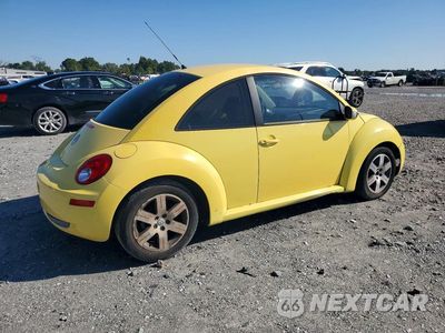 Trzecie zdjęcie samochodu z tyłu: 2006 VOLKSWAGEN NEW BEETLE 2.5L VIN:3VWPW31C26M412317 - miniatura