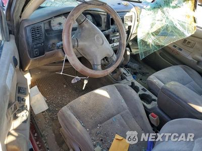 Zdjęcie 8 z 12 samochodu: 2001 TOYOTA TACOMA DOUBLE CAB VIN:5TEHN72N71Z743228 - miniatura