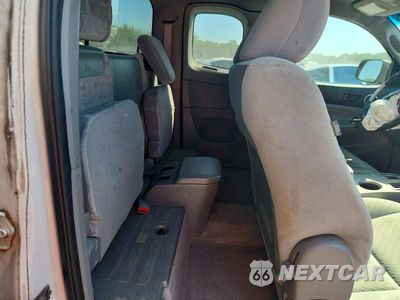 Zdjęcie 10 z 12 samochodu: 2011 TOYOTA TACOMA PRERUNNER ACCESS CAB VIN:5TFTU4GN7BX010500 - miniatura