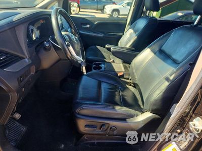 Zdjęcie 7 z 13 samochodu: 2018 TOYOTA SIENNA SE 8-PASSENGER VIN:5TDXZ3DC2JS955438 - miniatura