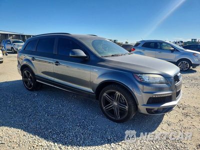 Czwarte zdjęcie samochodu z boku: 2014 AUDI Q7 PRESTIGE VIN:WA1DGAFE4ED000759 - miniatura