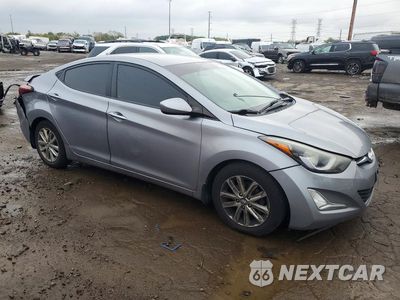 Czwarte zdjęcie samochodu z boku: 2015 HYUNDAI ELANTRA SE VIN:KMHDH4AE8FU250093 - miniatura