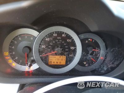 Zdjęcie 9 z 13 samochodu: 2008 TOYOTA RAV4 BASE VIN:JTMZD35V385110668 - miniatura