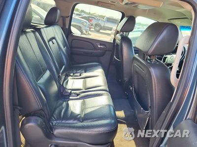 Zdjęcie 11 z 13 samochodu: 2008 GMC YUKON XL C1500 VIN:1GKFC16J58R246027 - miniatura