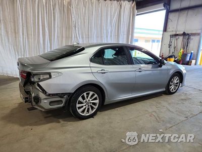 Trzecie zdjęcie samochodu z tyłu: 2023 TOYOTA CAMRY LE VIN:4T1C11AK4PU160414 - miniatura