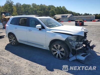 Czwarte zdjęcie samochodu z boku: 2021 VOLVO XC90 T6 INSCRIPTION VIN:YV4A22PL5M1697740 - miniatura