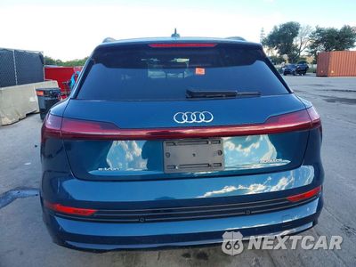 Zdjęcie 6 z 13 samochodu: 2021 AUDI E-TRON PREMIUM VIN:WA1AAAGE8MB027119 - miniatura
