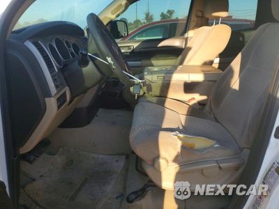 Zdjęcie 7 z 12 samochodu: 2010 TOYOTA TUNDRA DOUBLE CAB SR5 VIN:5TFUW5F1XAX153717 - miniatura
